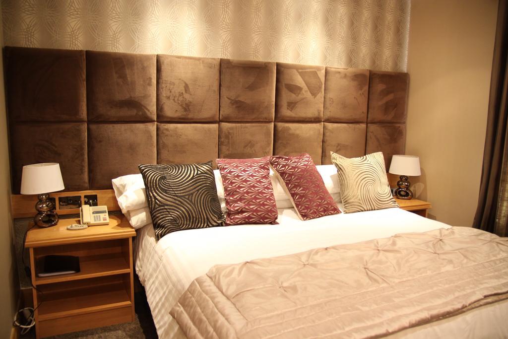 The Royal Hotel クックスタウン 部屋 写真